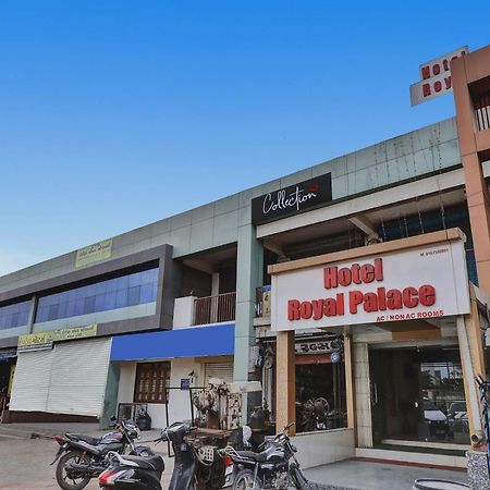 Hotel O Royal Ahmadábád Exteriér fotografie